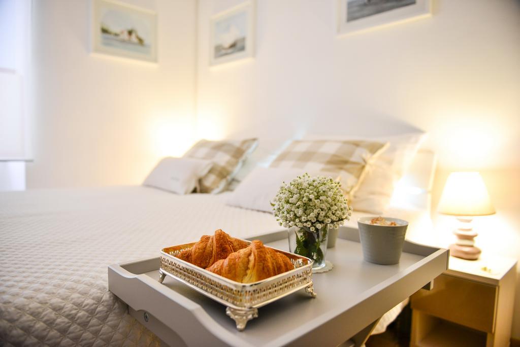 Palace Apartment *
