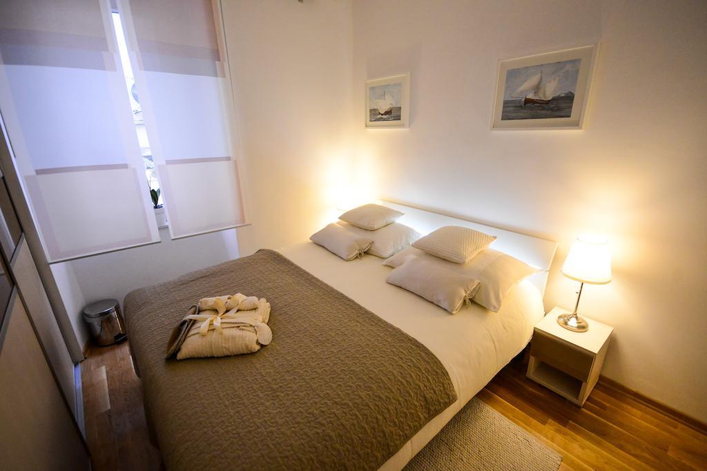 Apartment Palace